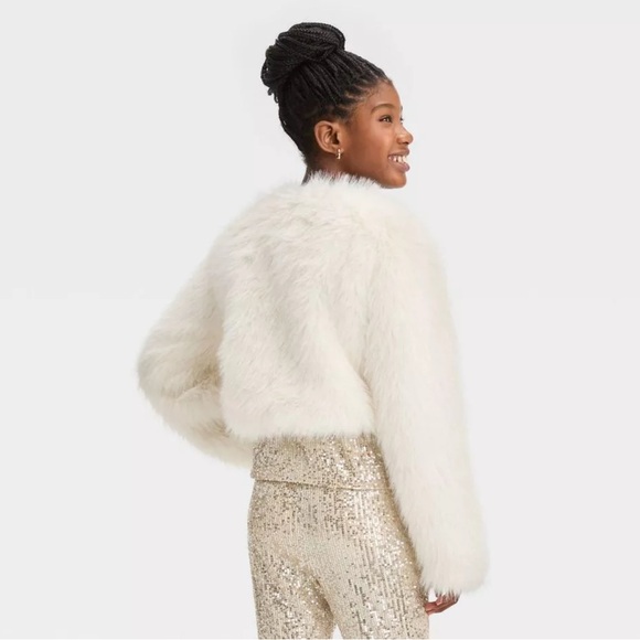 New Target Art Class Girls' Faux Fur Cropped Jacket Large 10/12 - Picture 7 of 8